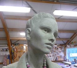 Betonskulpturen – Kunst im See