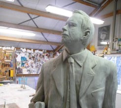 Betonskulpturen – Kunst im See