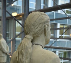 Betonskulpturen – Ausstellung Landtag